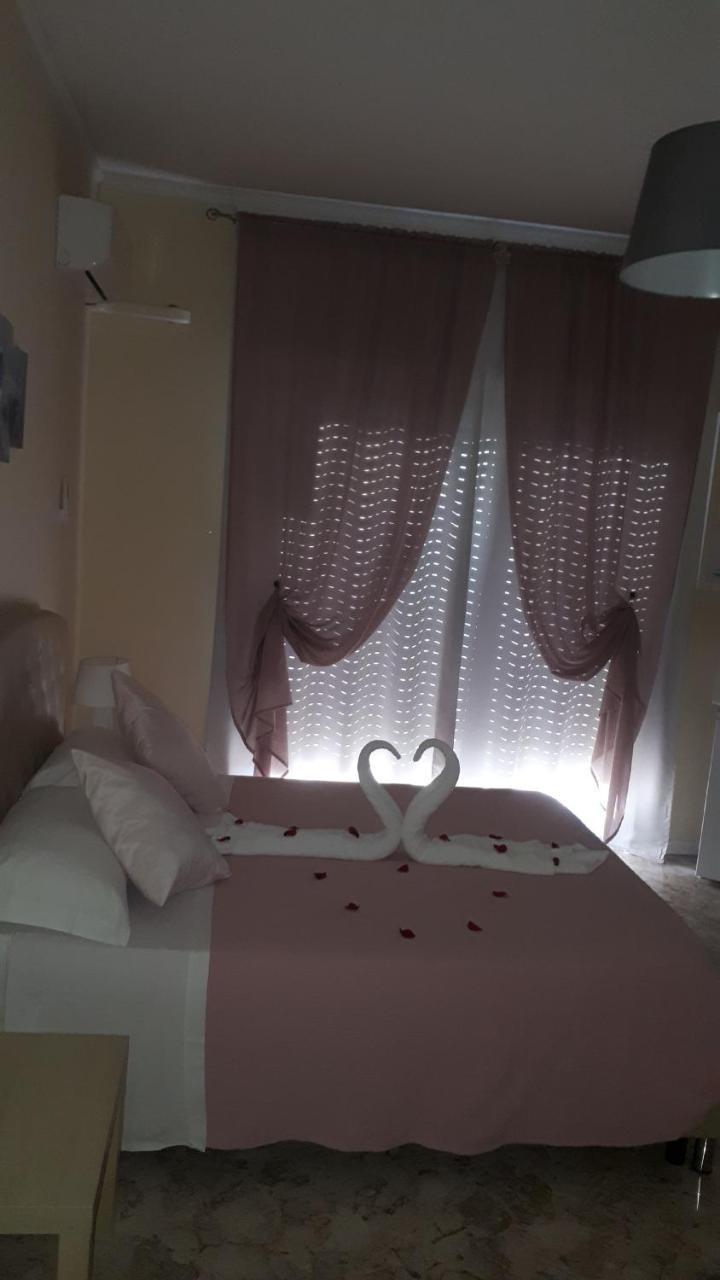 Bed and Breakfast Il Cigno Бари Экстерьер фото